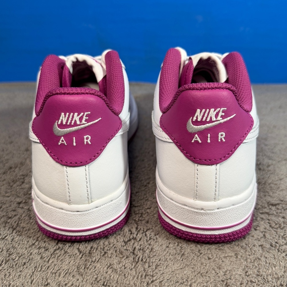 Nike air force 1
Gs
Brand new - Picture 4 of 11